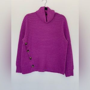 New MELLODAY Size Medium Turtleneck Rib Knit Button Sweater Magenta Purple